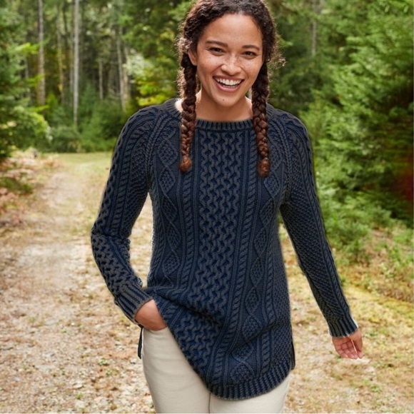 L.L. Bean Signature Navy Classic Fisherman Tunic Sweater - Size M - Picture 1 of 6